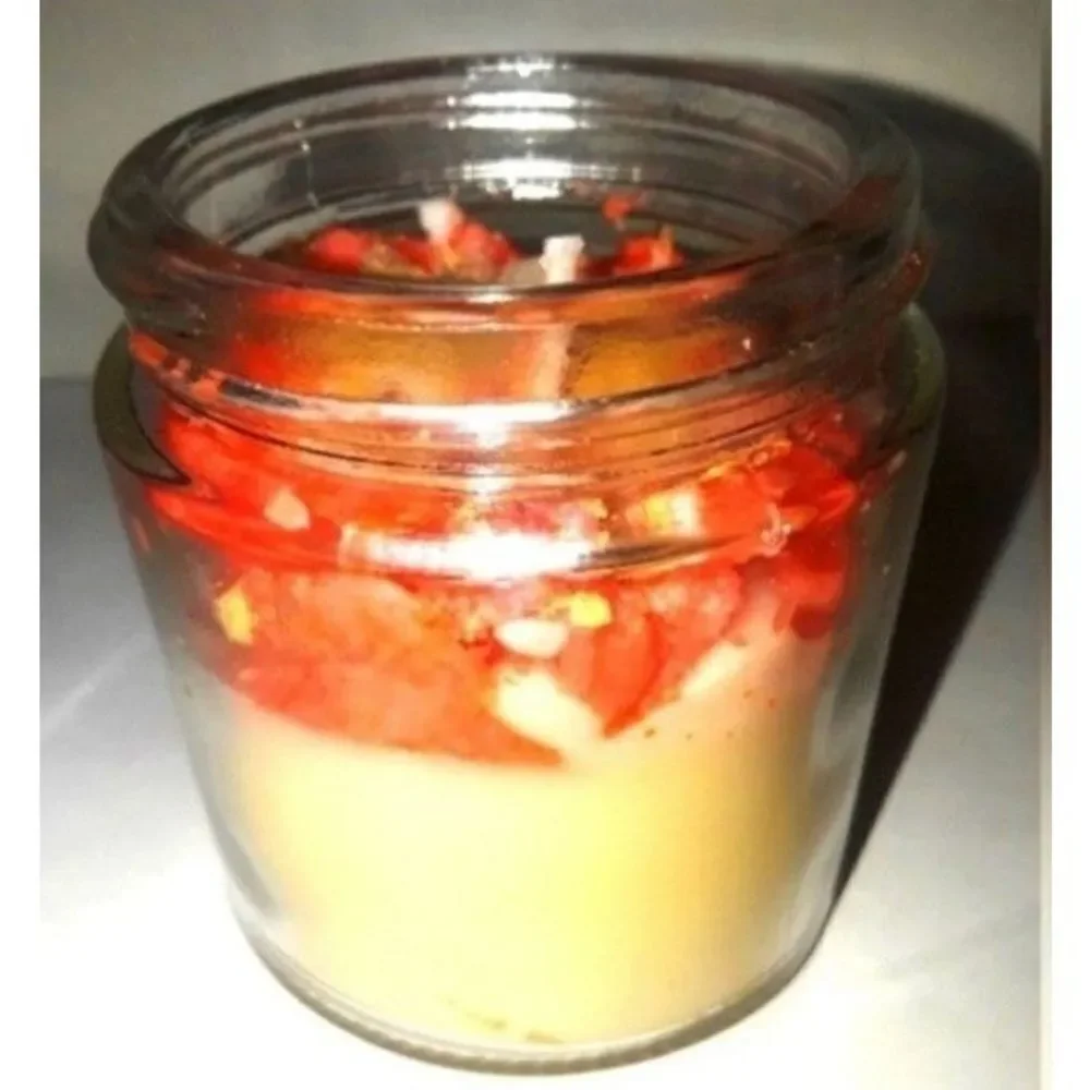 HAND Crafted Frozen Custard dessert candle 4oz